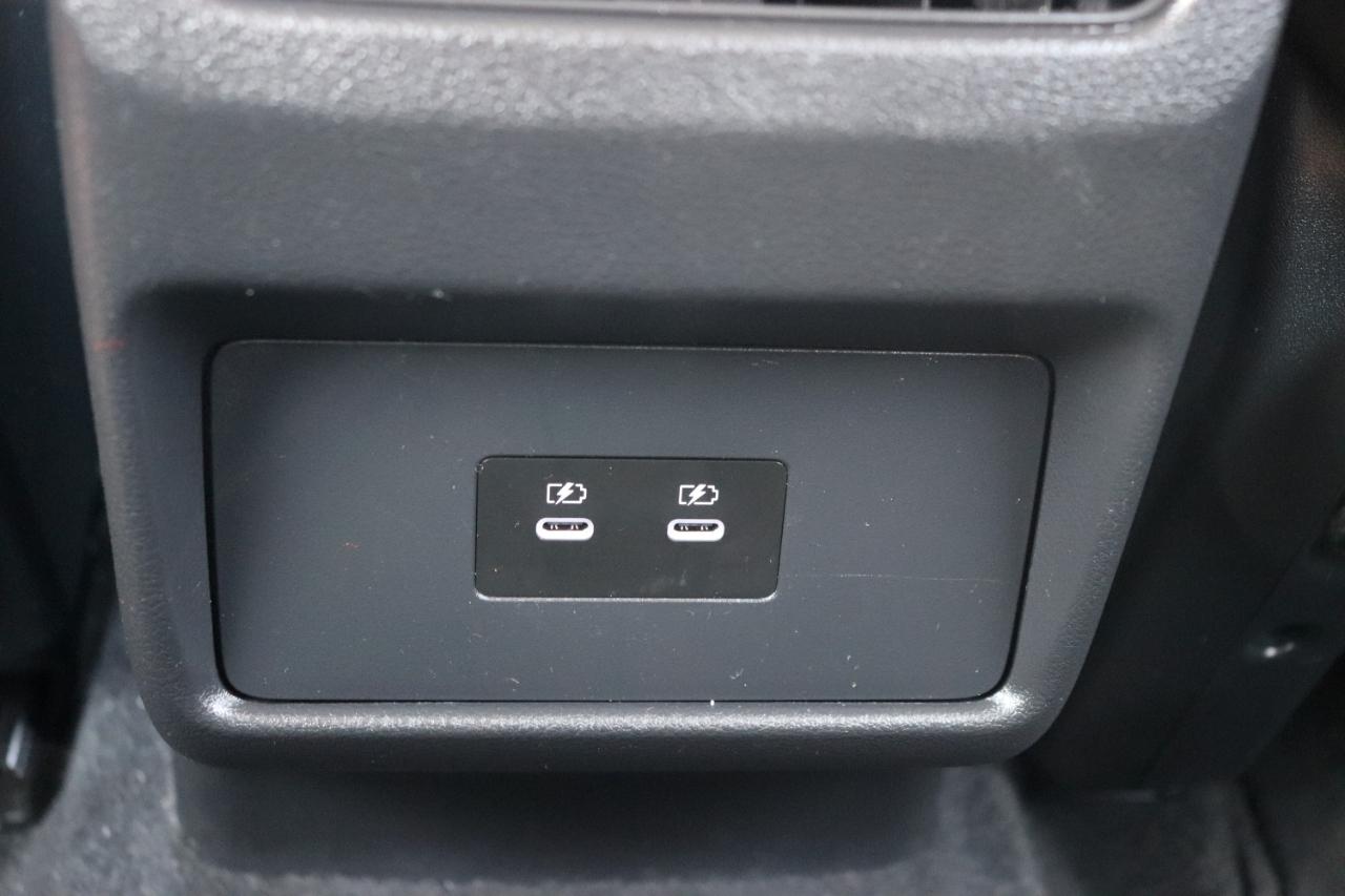 Nissan Rogue AWD SV *Ltd Avail* 2026