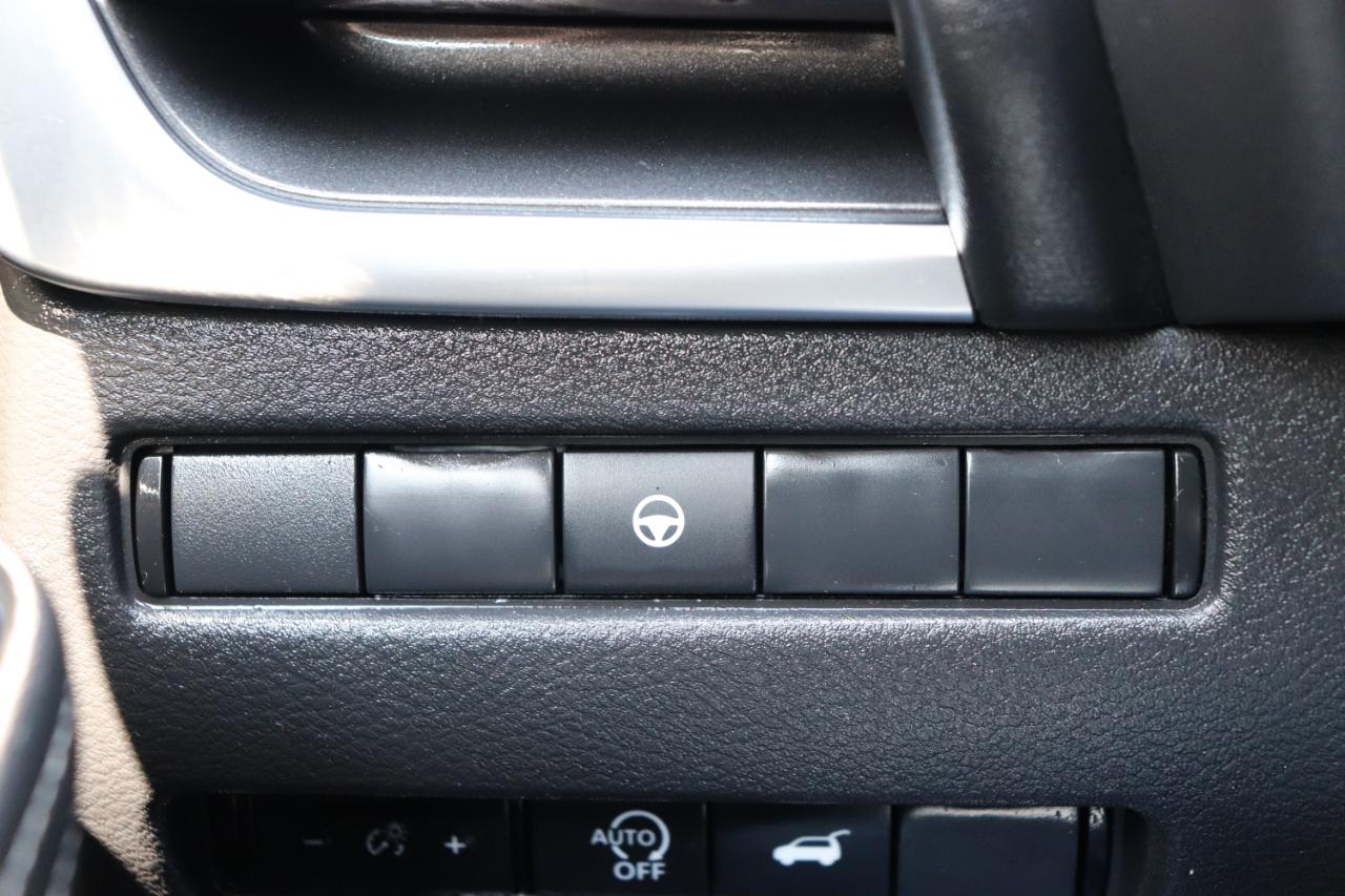 Nissan Rogue AWD SV *Ltd Avail* 2026
