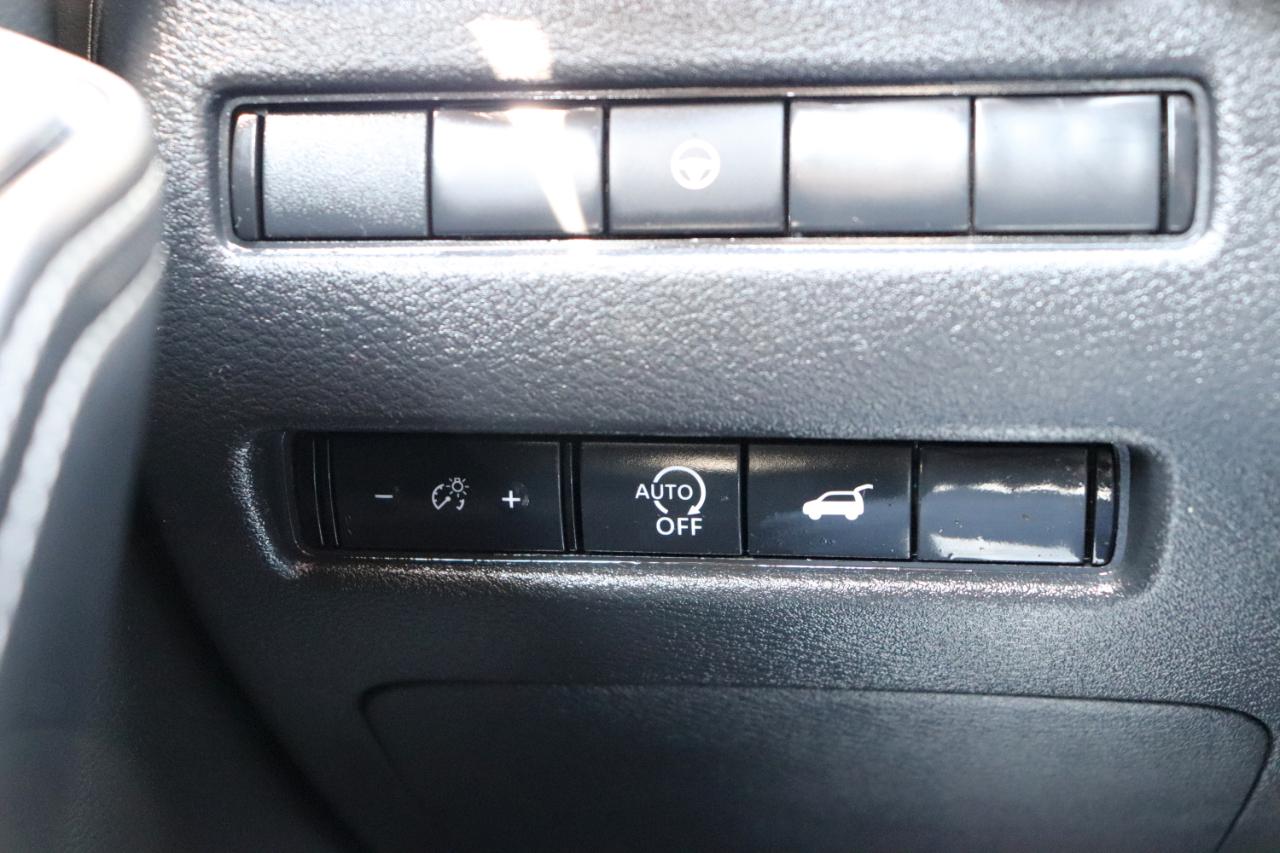 Nissan Rogue AWD SV *Ltd Avail* 2026