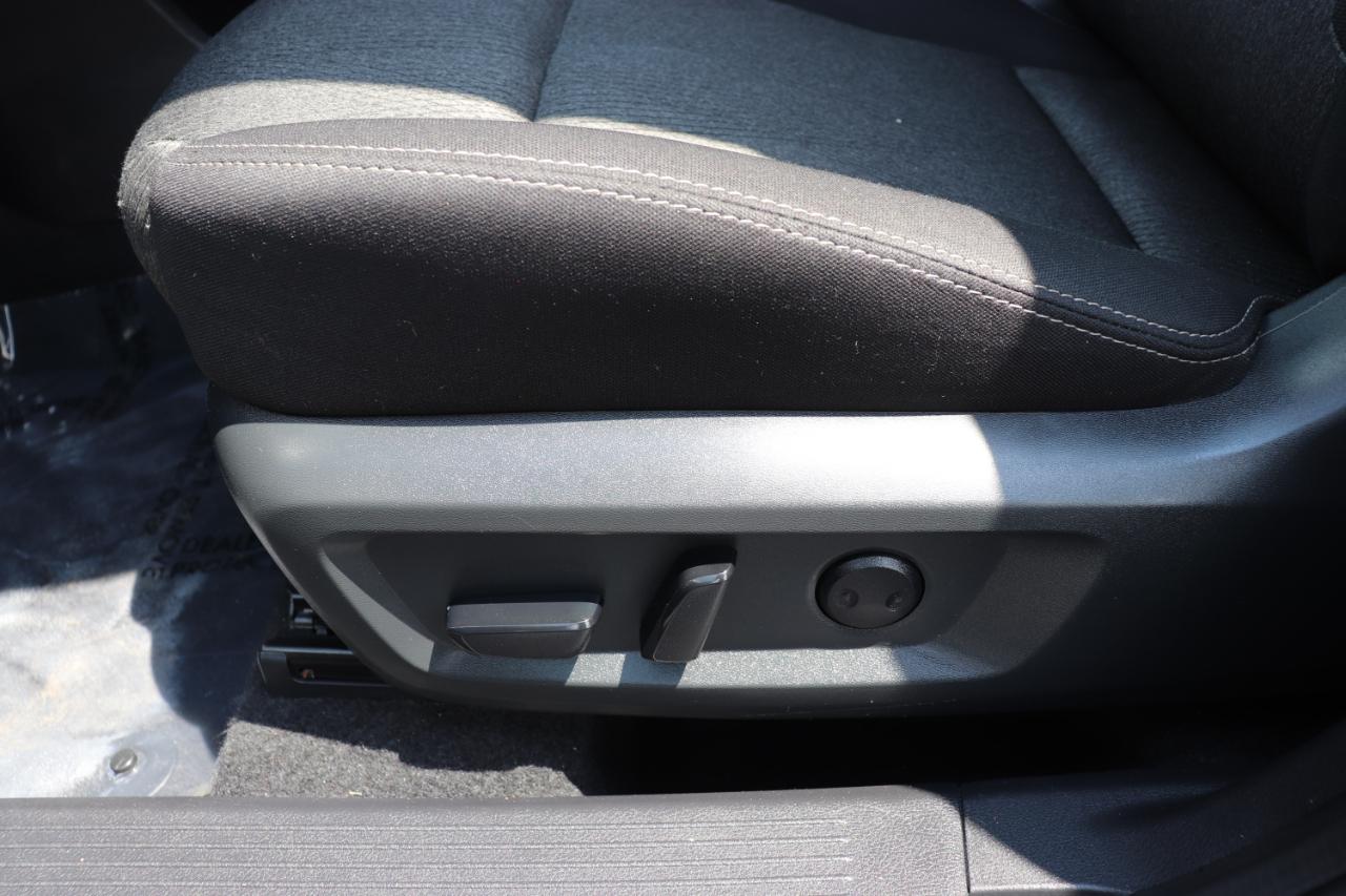 Nissan Rogue AWD SV *Ltd Avail* 2026