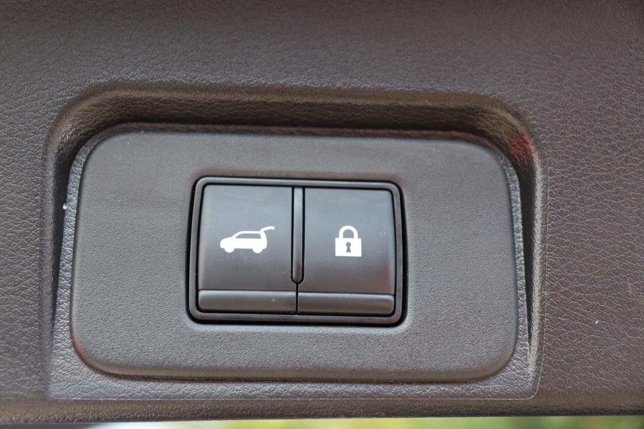 Nissan Rogue AWD SV *Ltd Avail* 2026