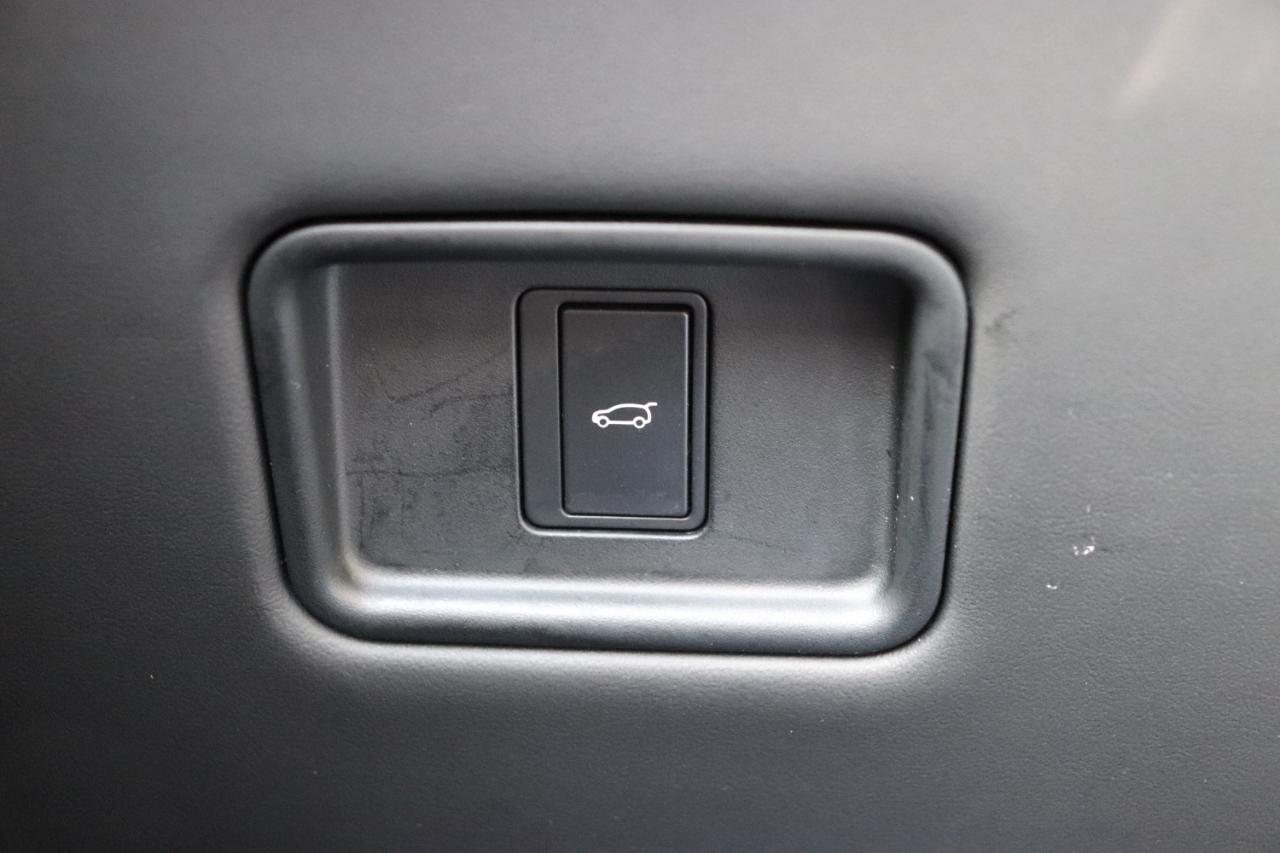 Land Rover Range Rover Sport P360 SE 2025