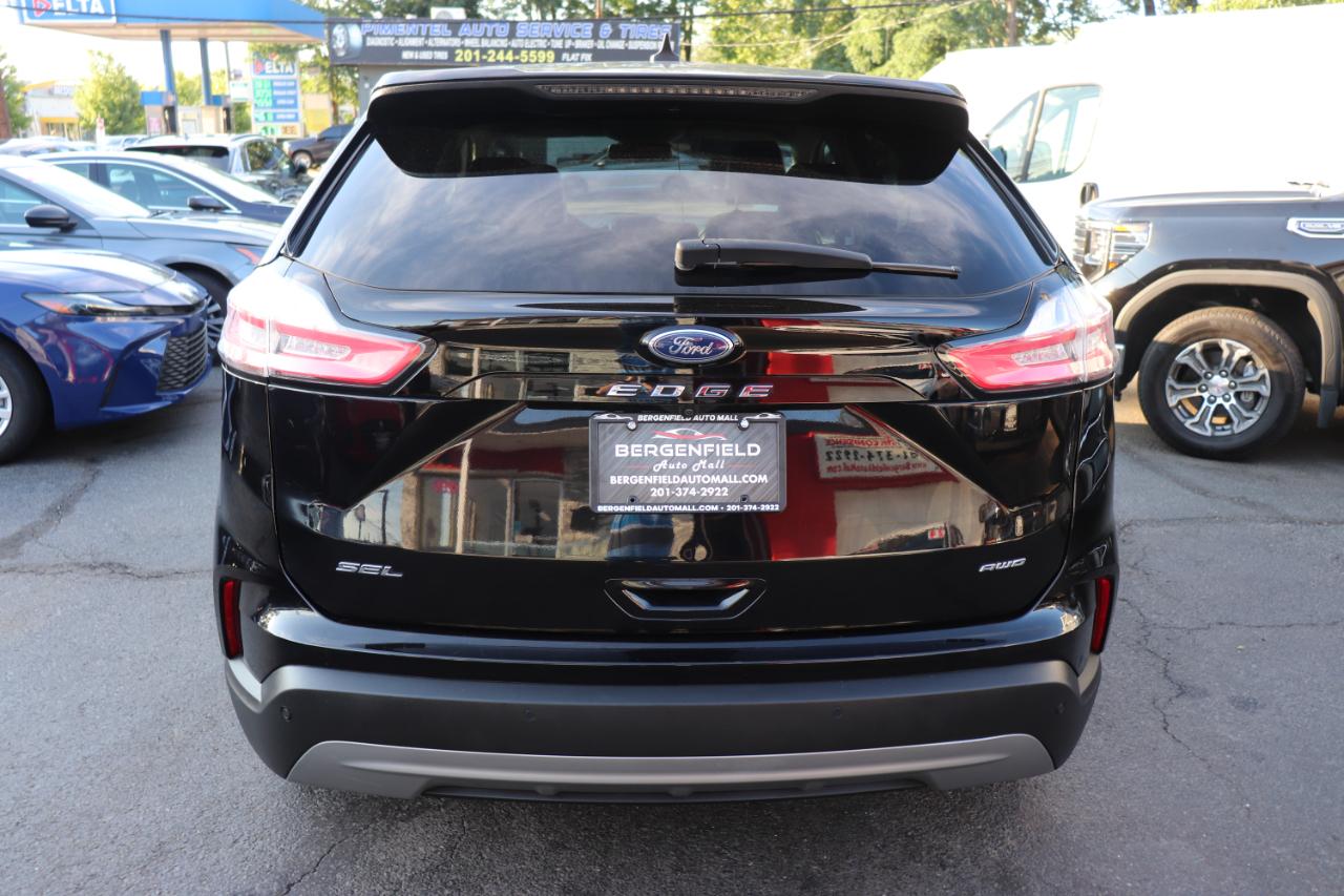 Ford Edge SEL AWD 2024