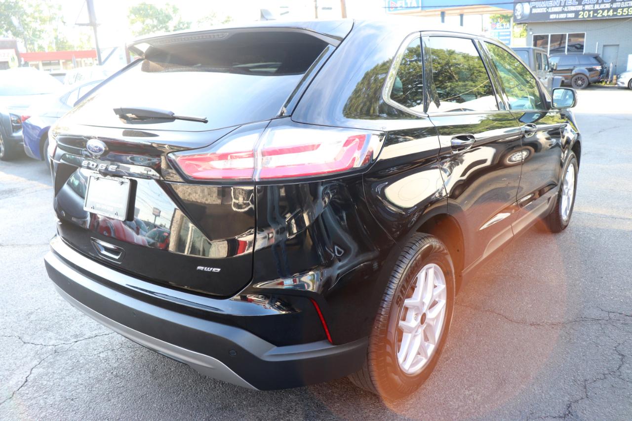 Ford Edge SEL AWD 2024