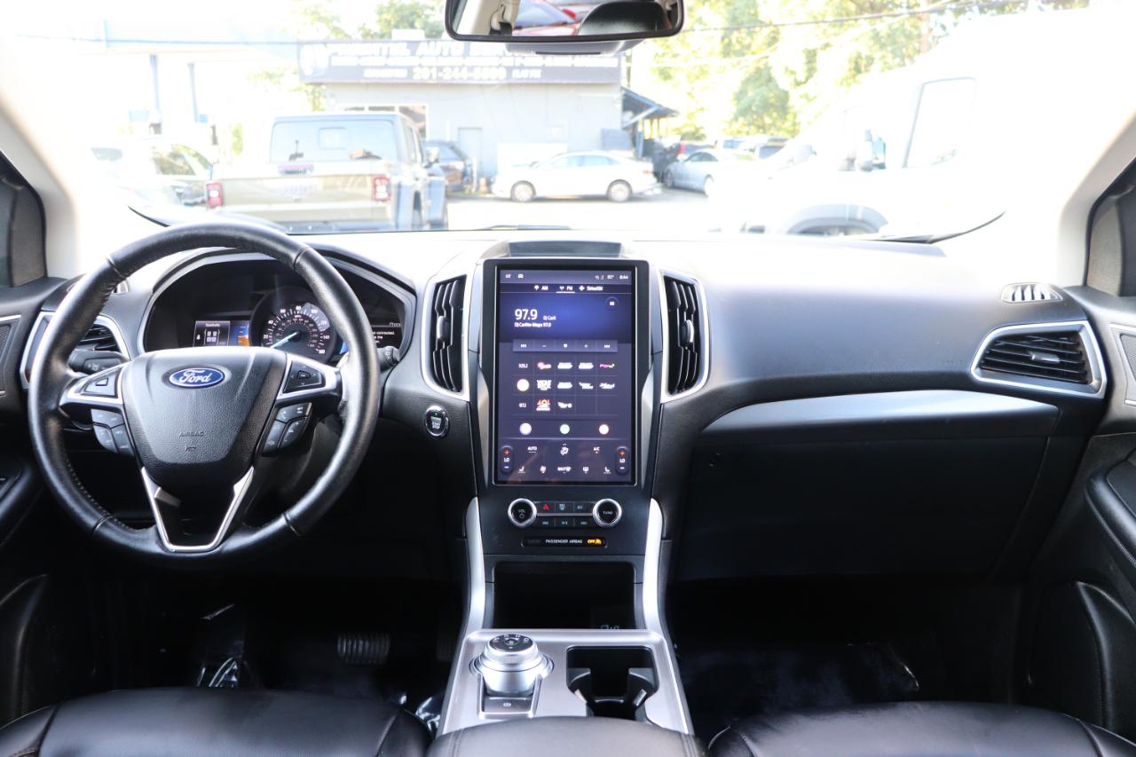 Ford Edge SEL AWD 2024