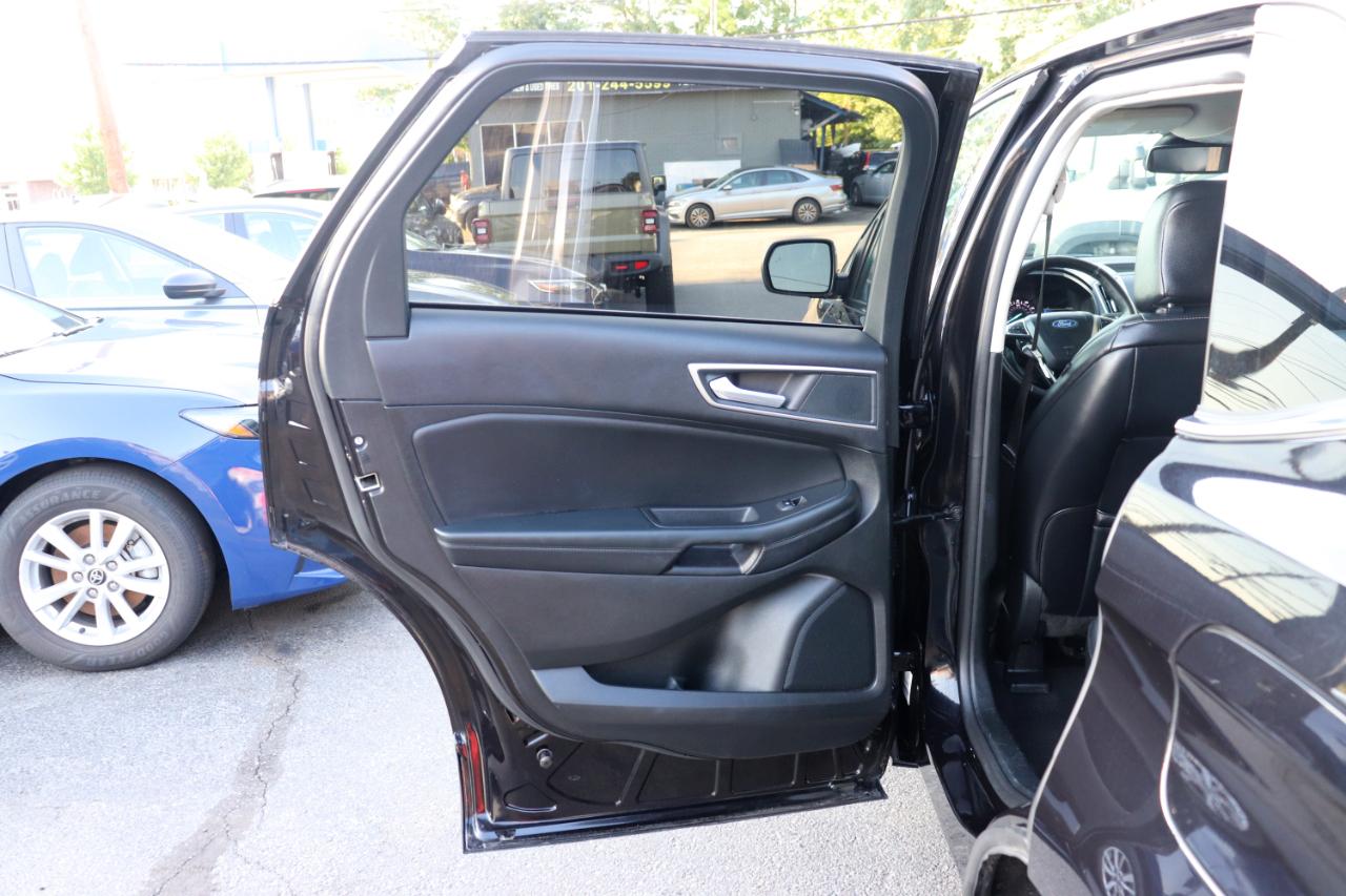 Ford Edge SEL AWD 2024