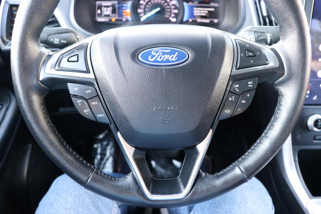 Ford Edge SEL AWD 2024