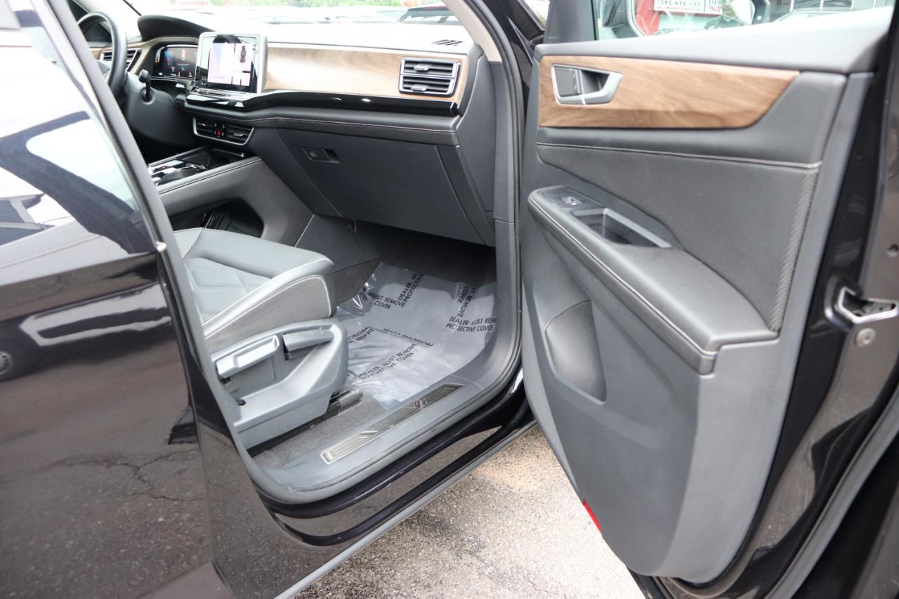 Volkswagen Atlas 2.0T SE w/Technology FWD 2025