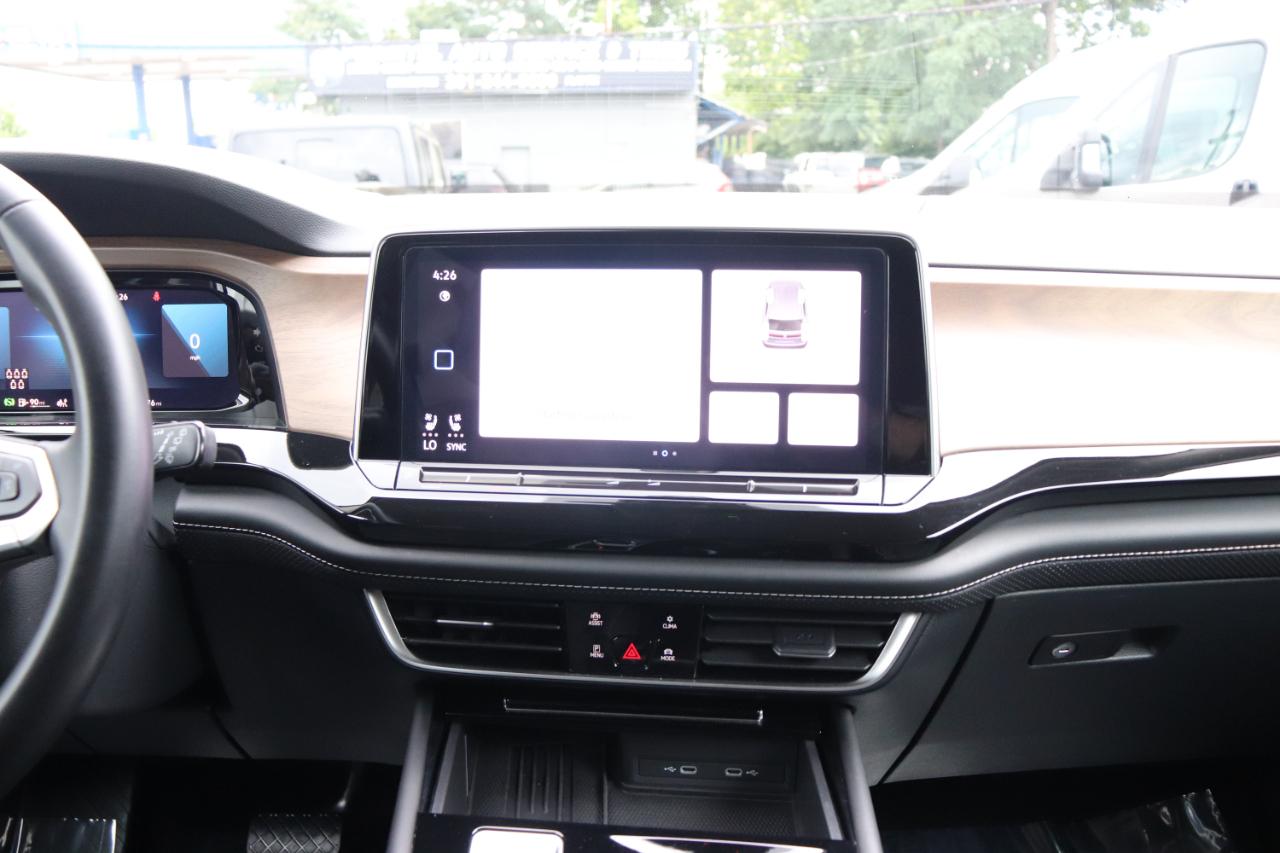 Volkswagen Atlas 2.0T SE w/Technology FWD 2025