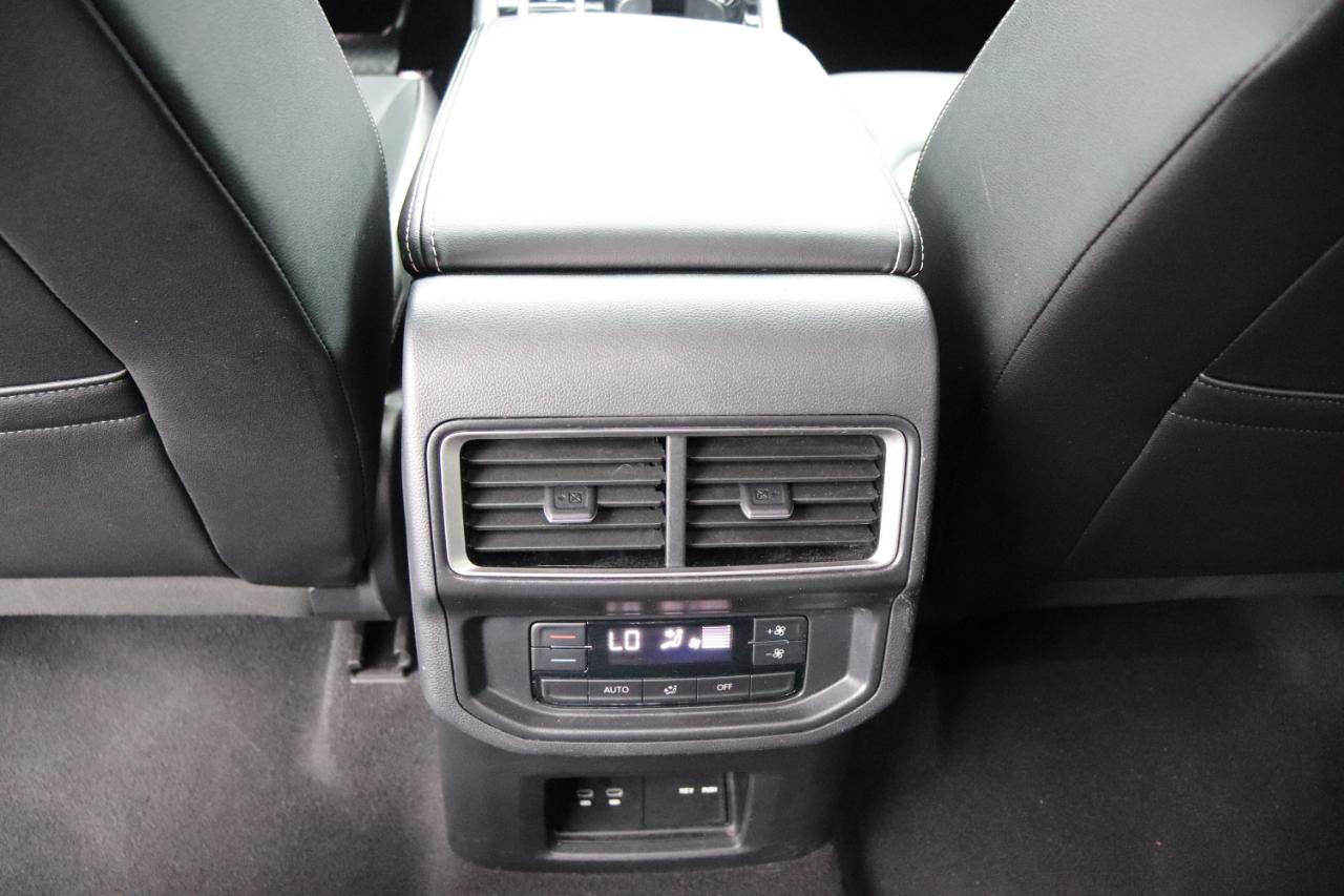 Volkswagen Atlas 2.0T SE w/Technology FWD 2025