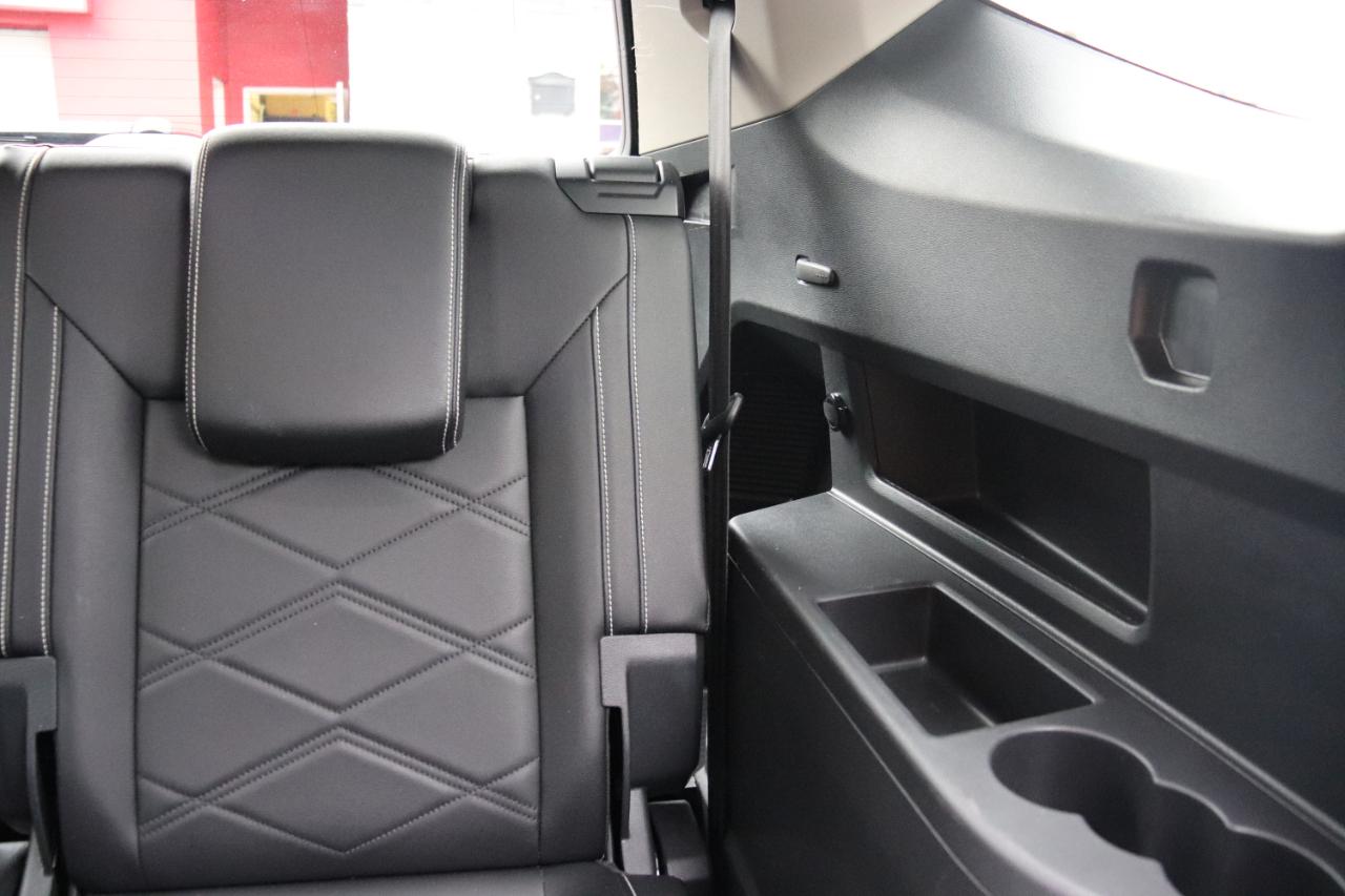 Volkswagen Atlas 2.0T SE w/Technology FWD 2025