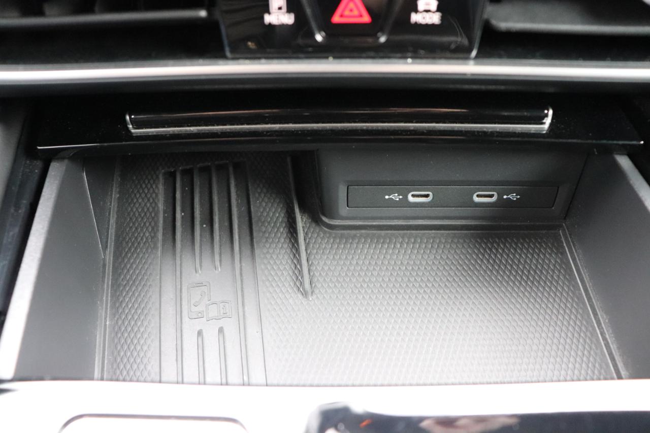 Volkswagen Atlas 2.0T SE w/Technology FWD 2025
