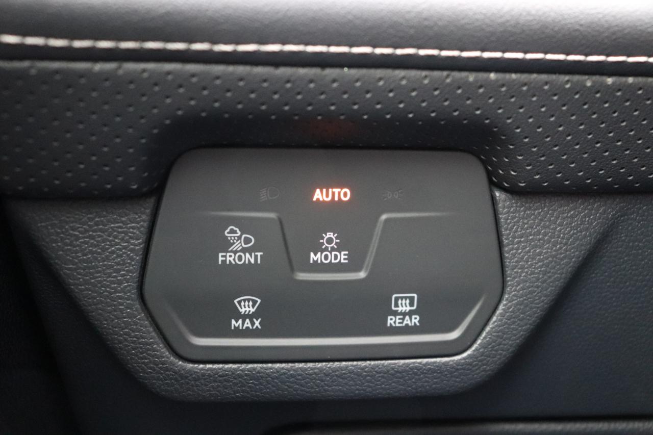 Volkswagen Atlas 2.0T SE w/Technology FWD 2025