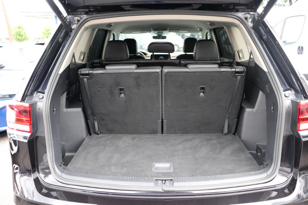 Volkswagen Atlas 2.0T SE w/Technology FWD 2025
