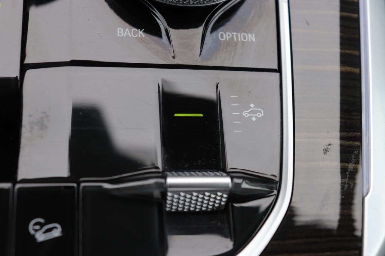 BMW X5 xDrive45e Plug-In Hybrid 2023