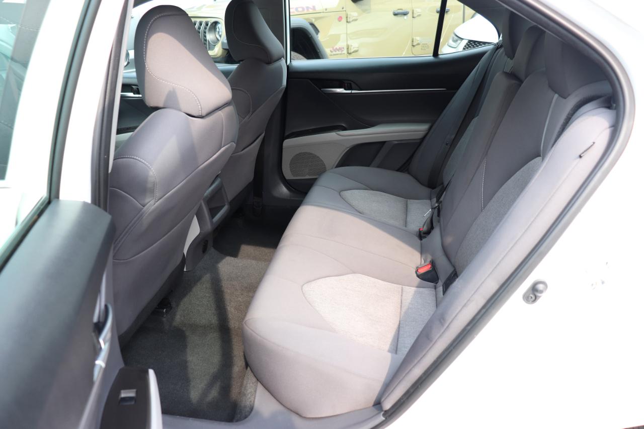 Toyota Camry LE Auto (Natl) 2024