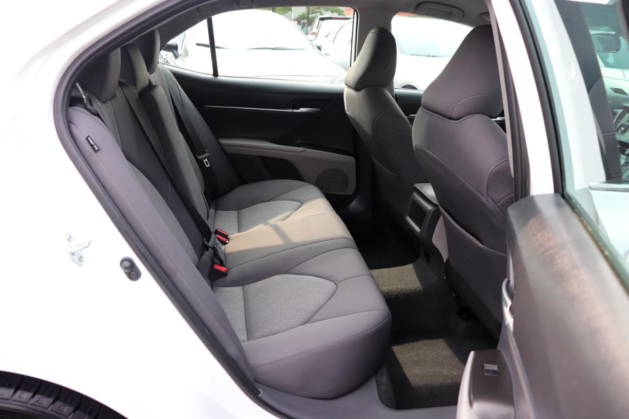 Toyota Camry LE Auto (Natl) 2024