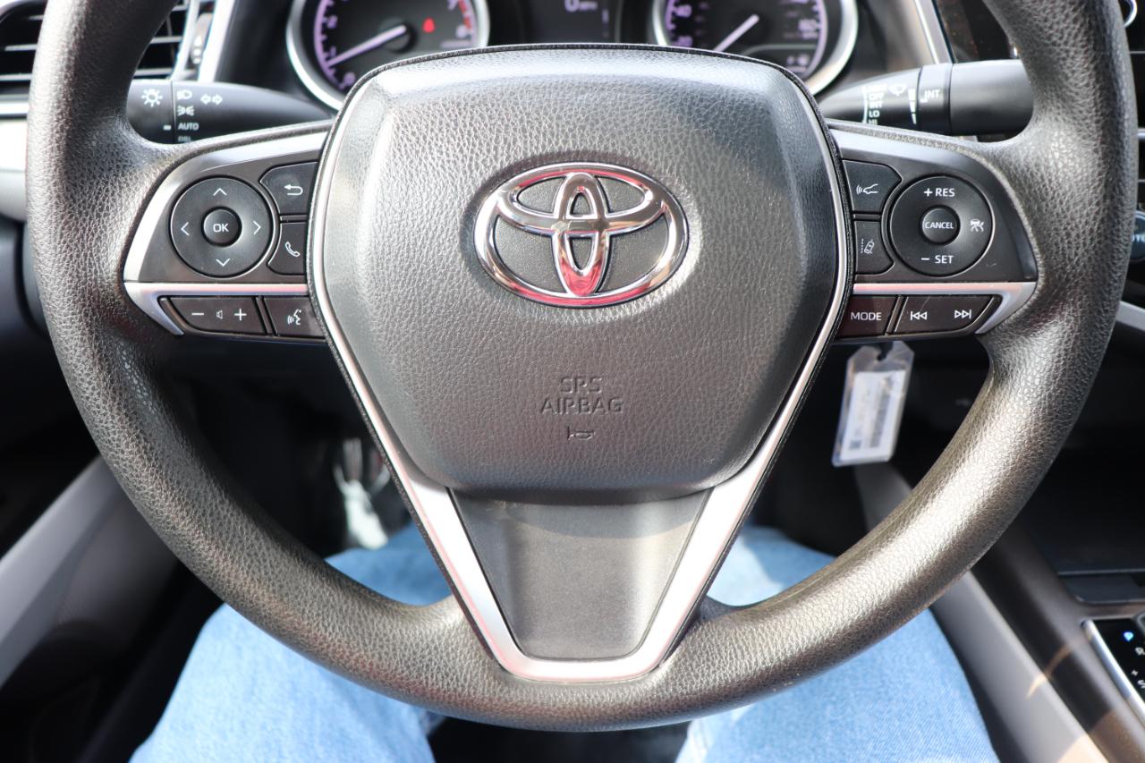 Toyota Camry LE Auto (Natl) 2024