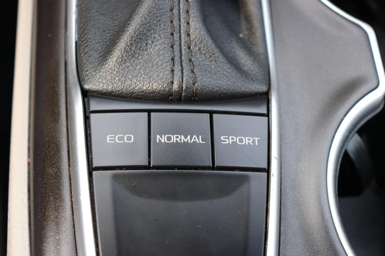 Toyota Camry LE Auto (Natl) 2024