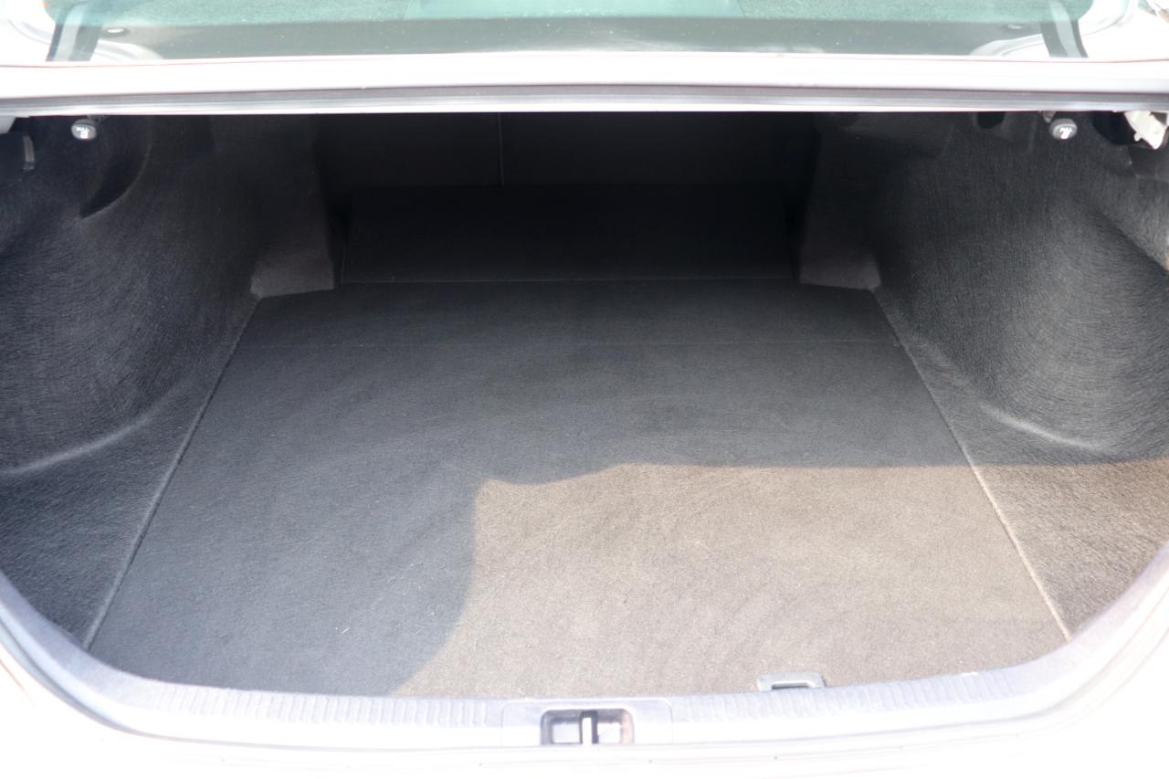 Toyota Camry LE Auto (Natl) 2024