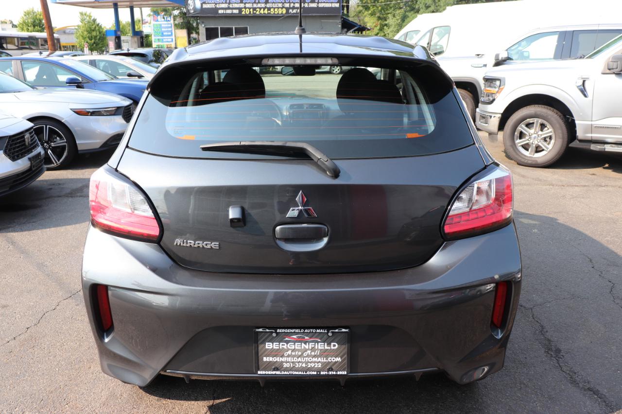 Mitsubishi Mirage ES CVT 2024