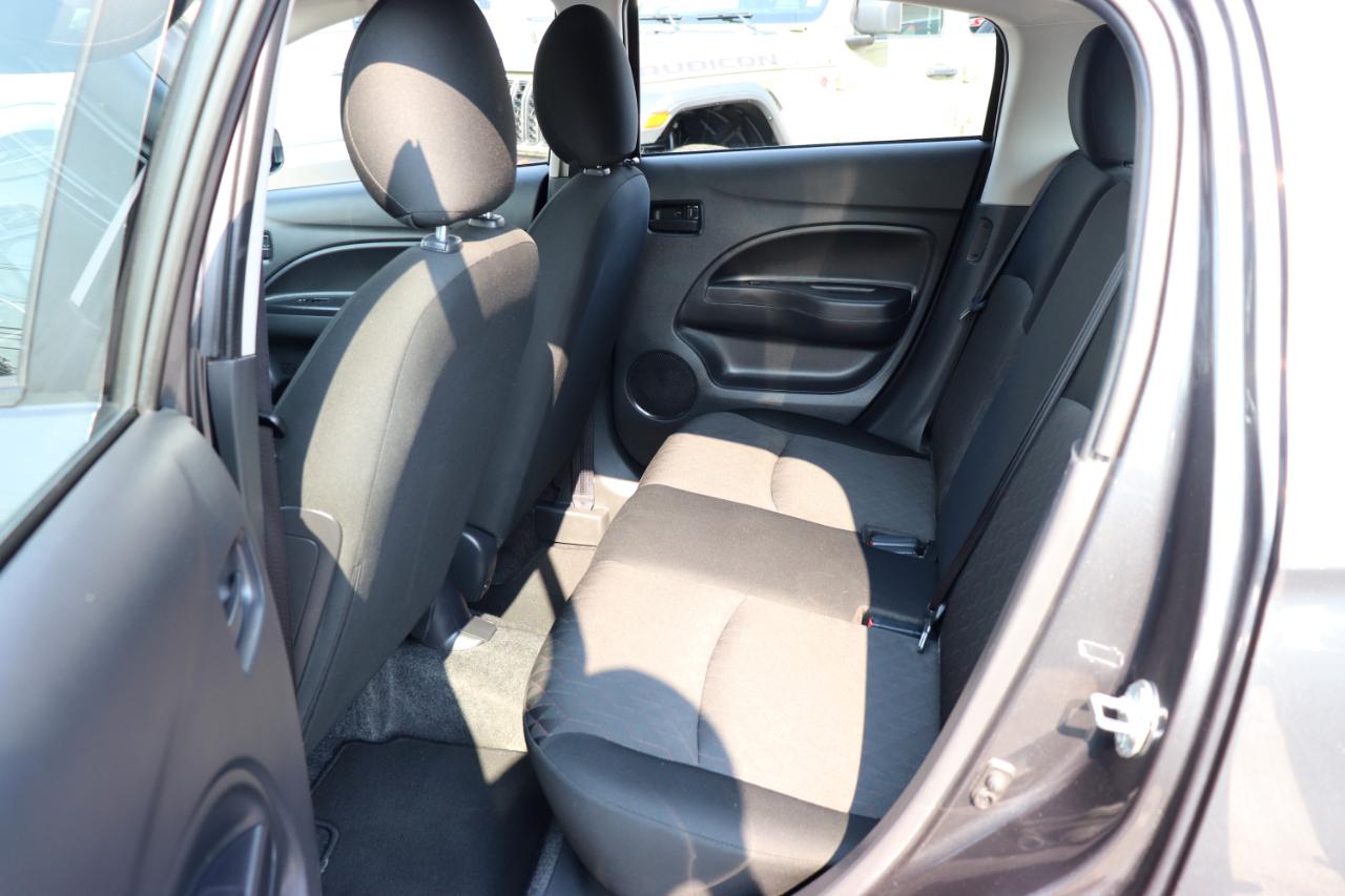 Mitsubishi Mirage ES CVT 2024