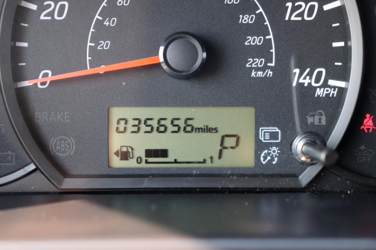 Mitsubishi Mirage ES CVT 2024