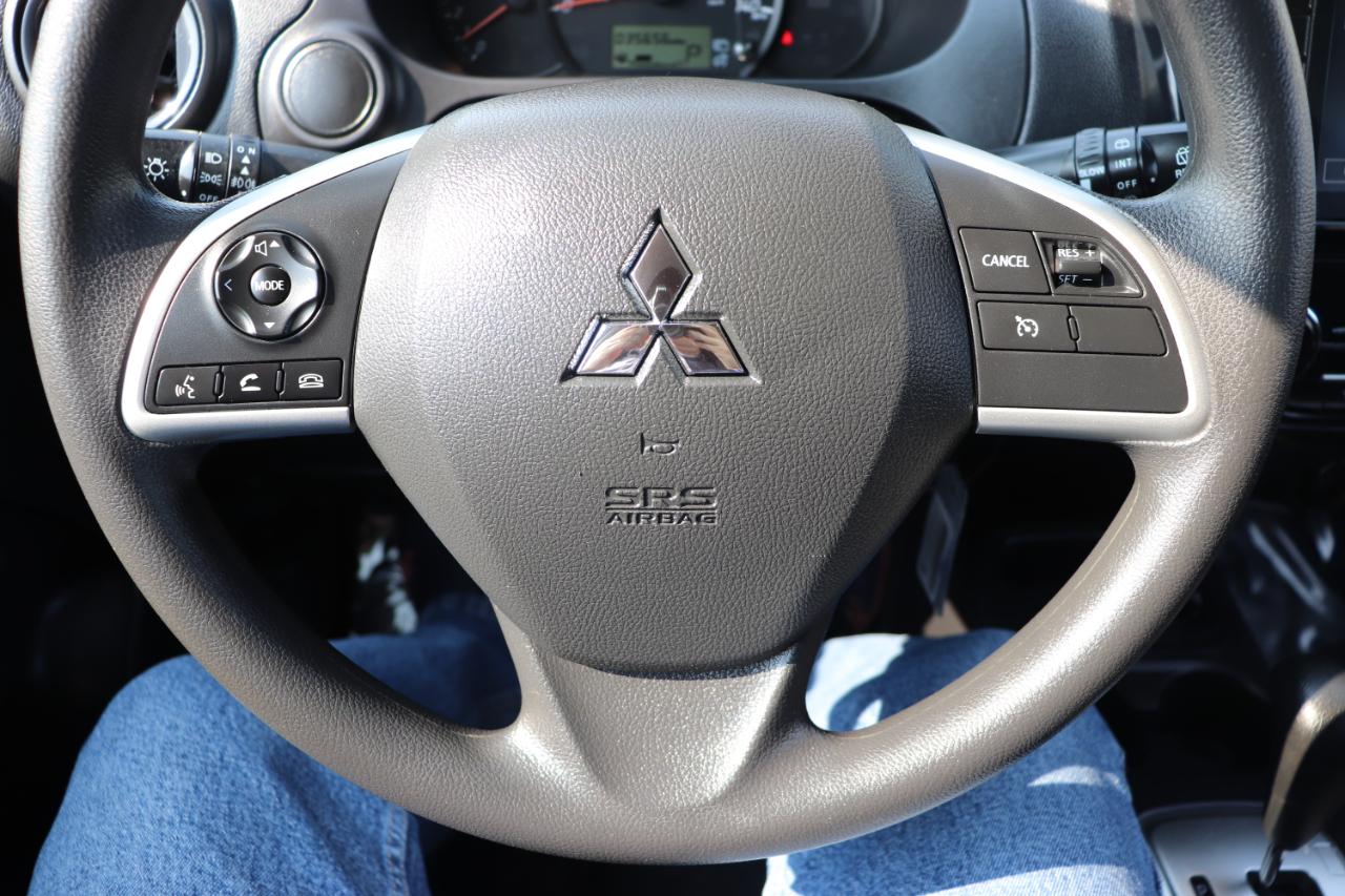 Mitsubishi Mirage ES CVT 2024
