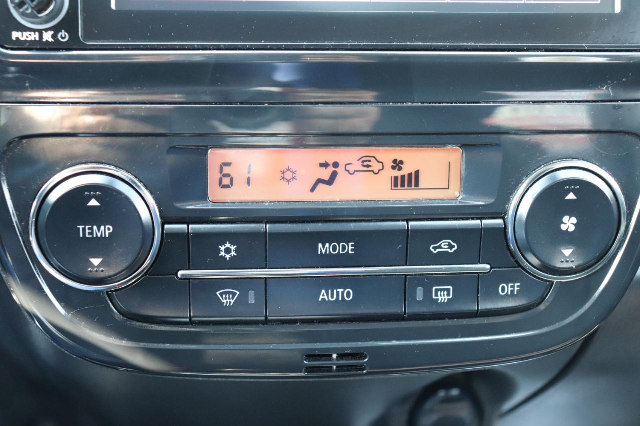Mitsubishi Mirage ES CVT 2024