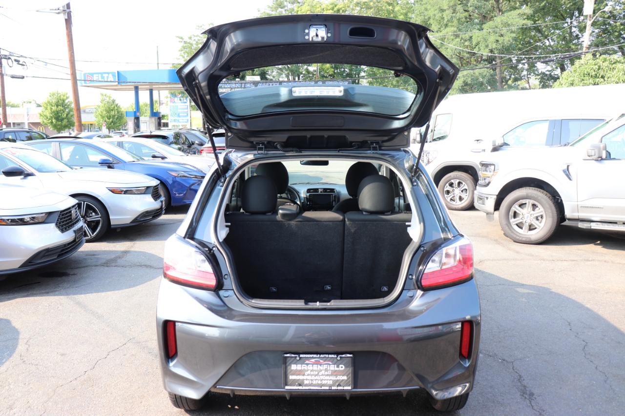 Mitsubishi Mirage ES CVT 2024