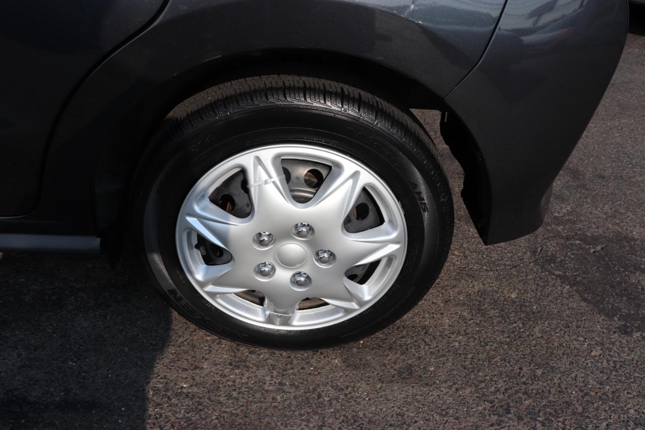 Mitsubishi Mirage ES CVT 2024