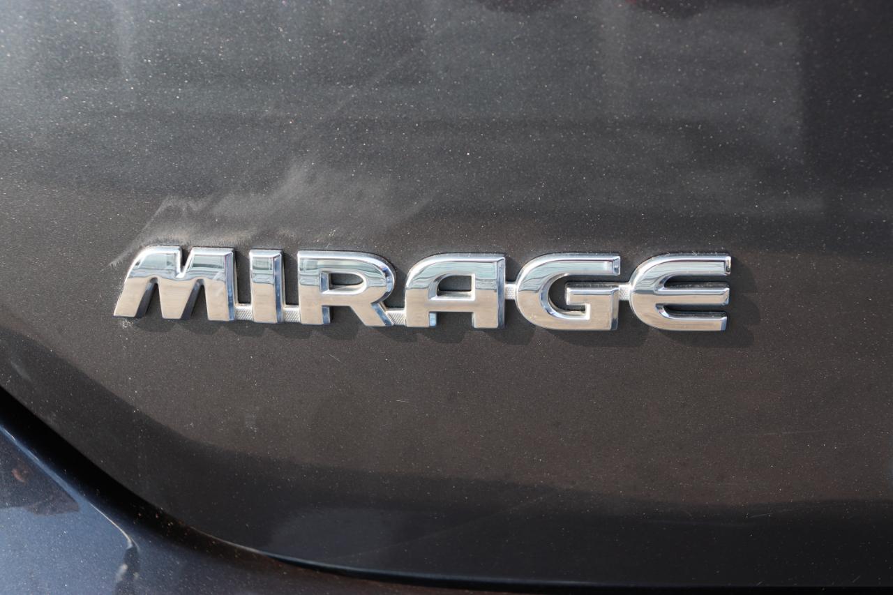 Mitsubishi Mirage ES CVT 2024