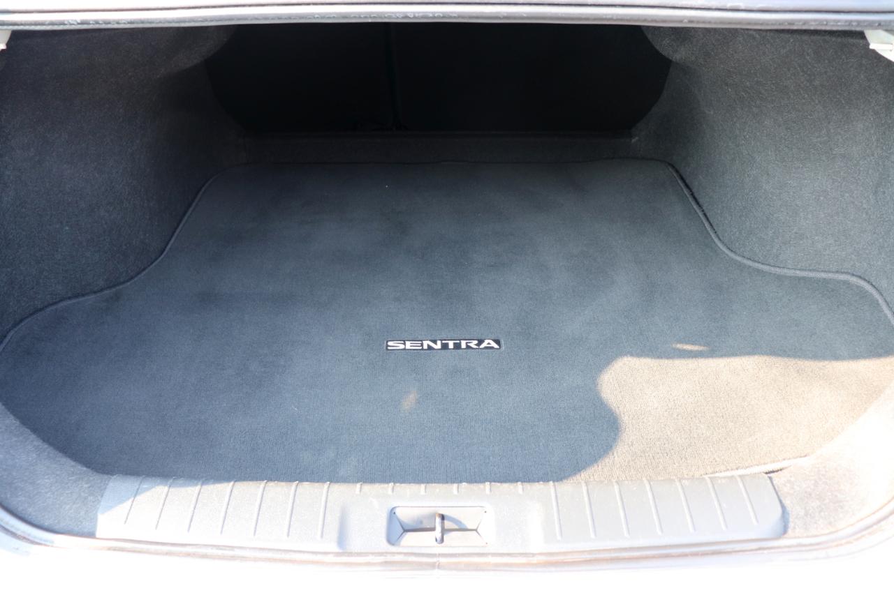 Nissan Sentra SV CVT 2024
