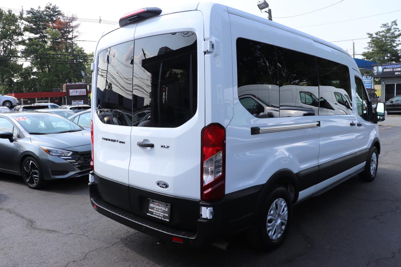 Ford Transit Passenger Wagon T-350 148" Med Roof XLT RWD 2026