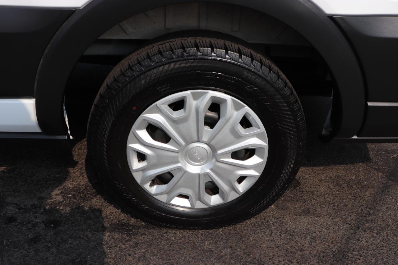 Ford Transit Passenger Wagon T-350 148" Med Roof XLT RWD 2026