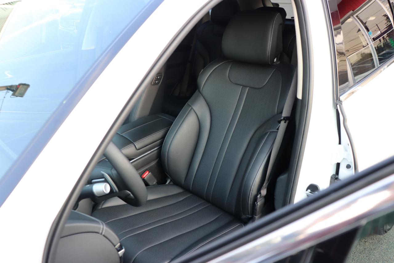 Genesis GV80 2.5T Standard AWD 2025