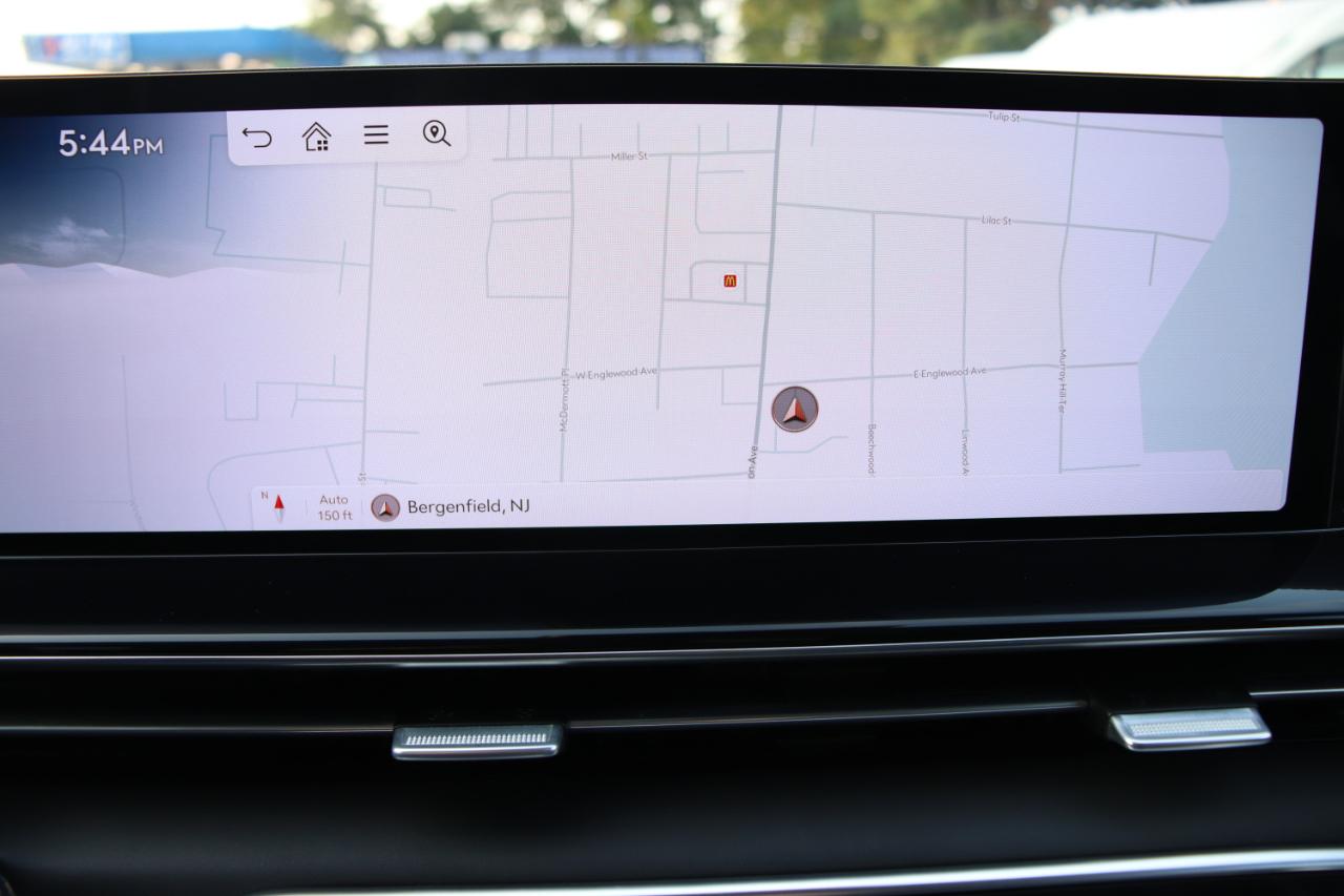 Genesis GV80 2.5T Standard AWD 2025