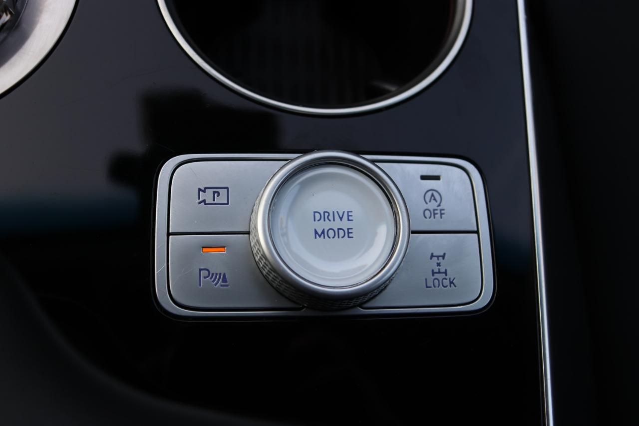 Genesis GV80 2.5T Standard AWD 2025