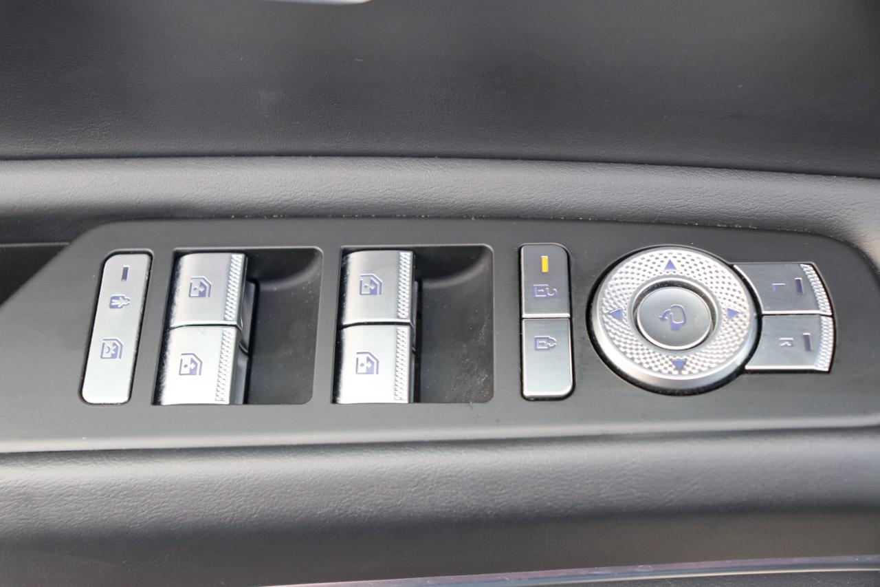 Genesis GV80 2.5T Standard AWD 2025