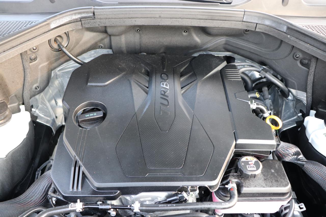 Genesis GV80 2.5T Standard AWD 2025