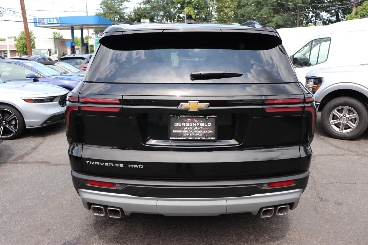 Chevrolet Traverse AWD 4dr LT w/2LT 2026
