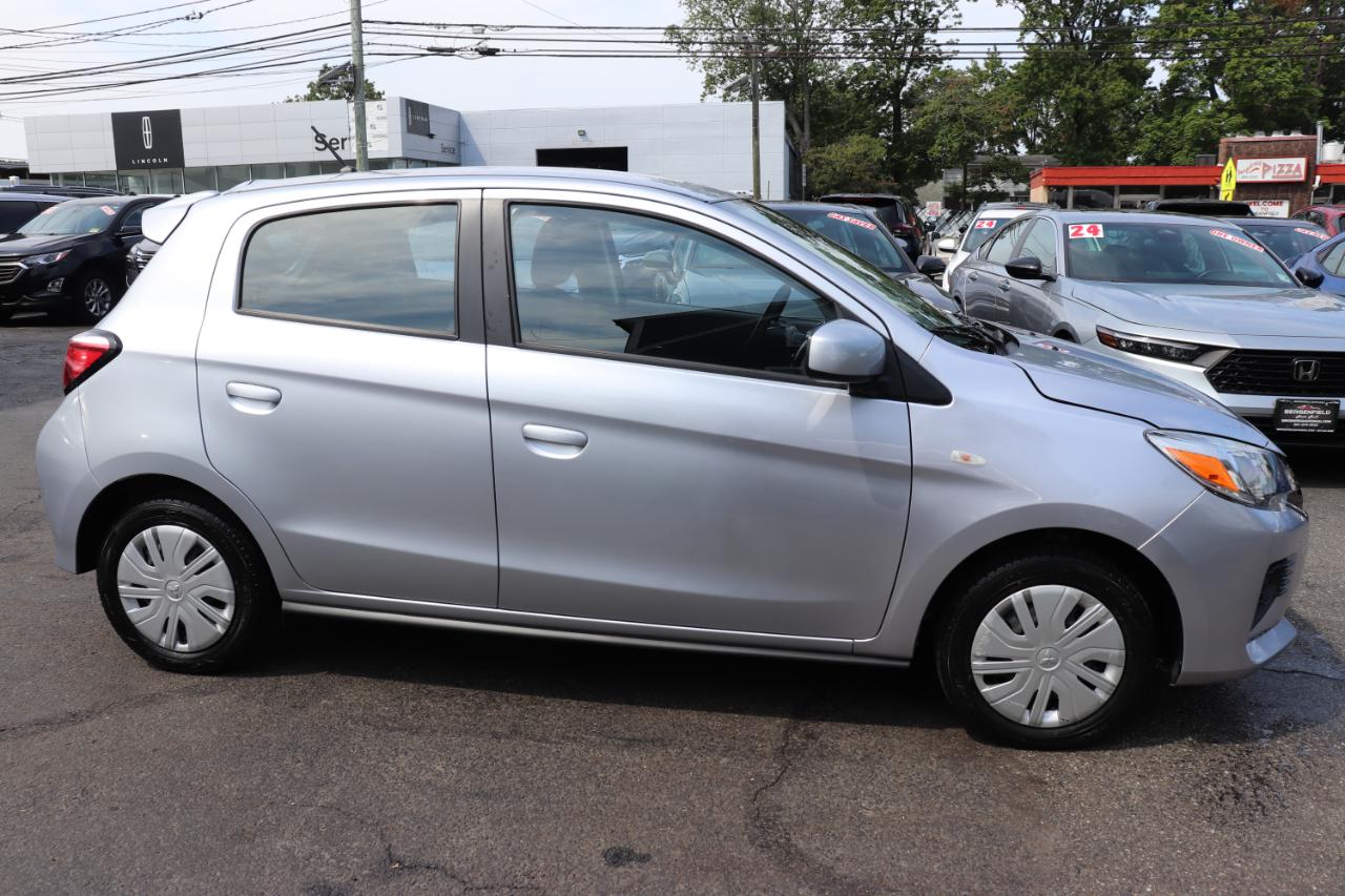 Mitsubishi Mirage ES CVT 2024