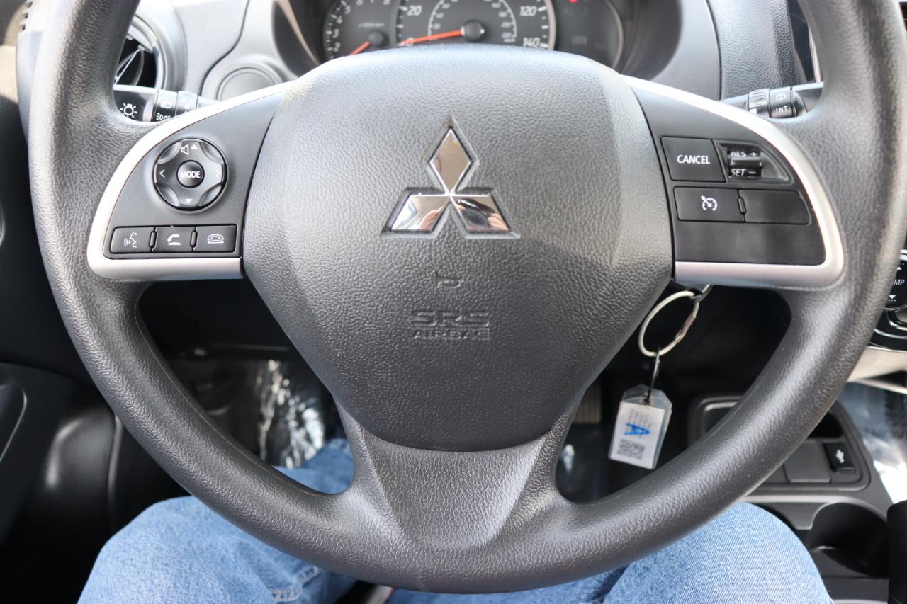 Mitsubishi Mirage ES CVT 2024