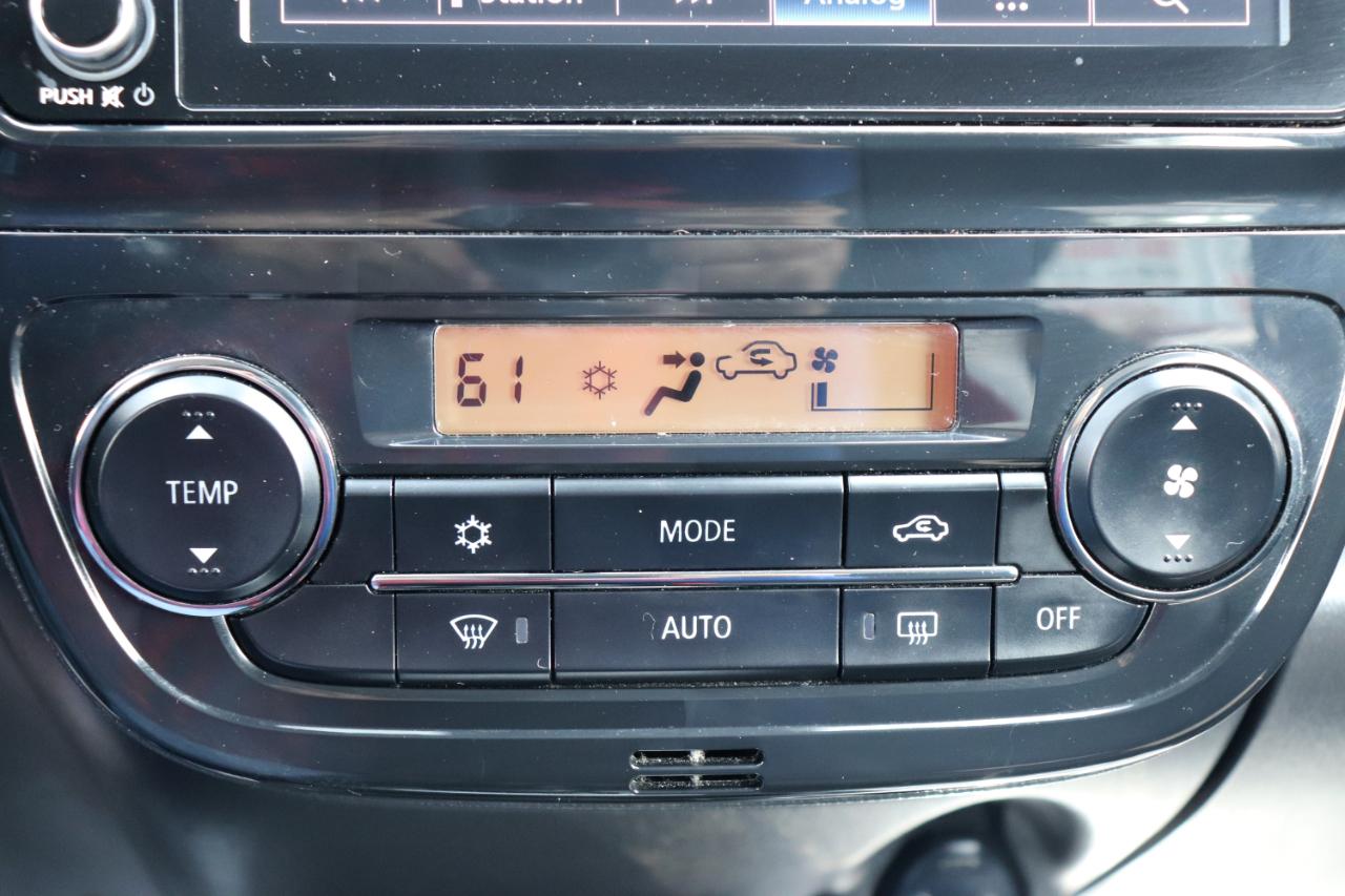 Mitsubishi Mirage ES CVT 2024