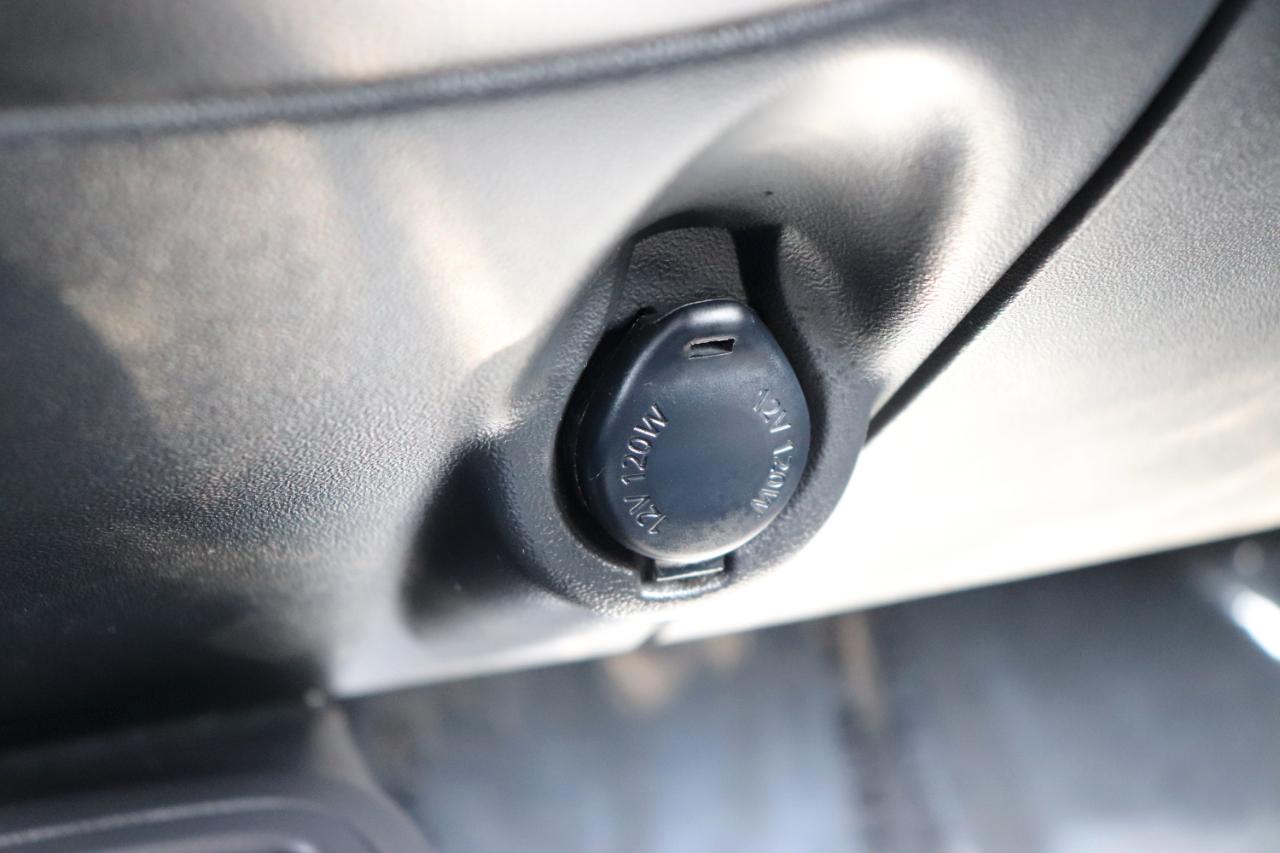 Mitsubishi Mirage ES CVT 2024