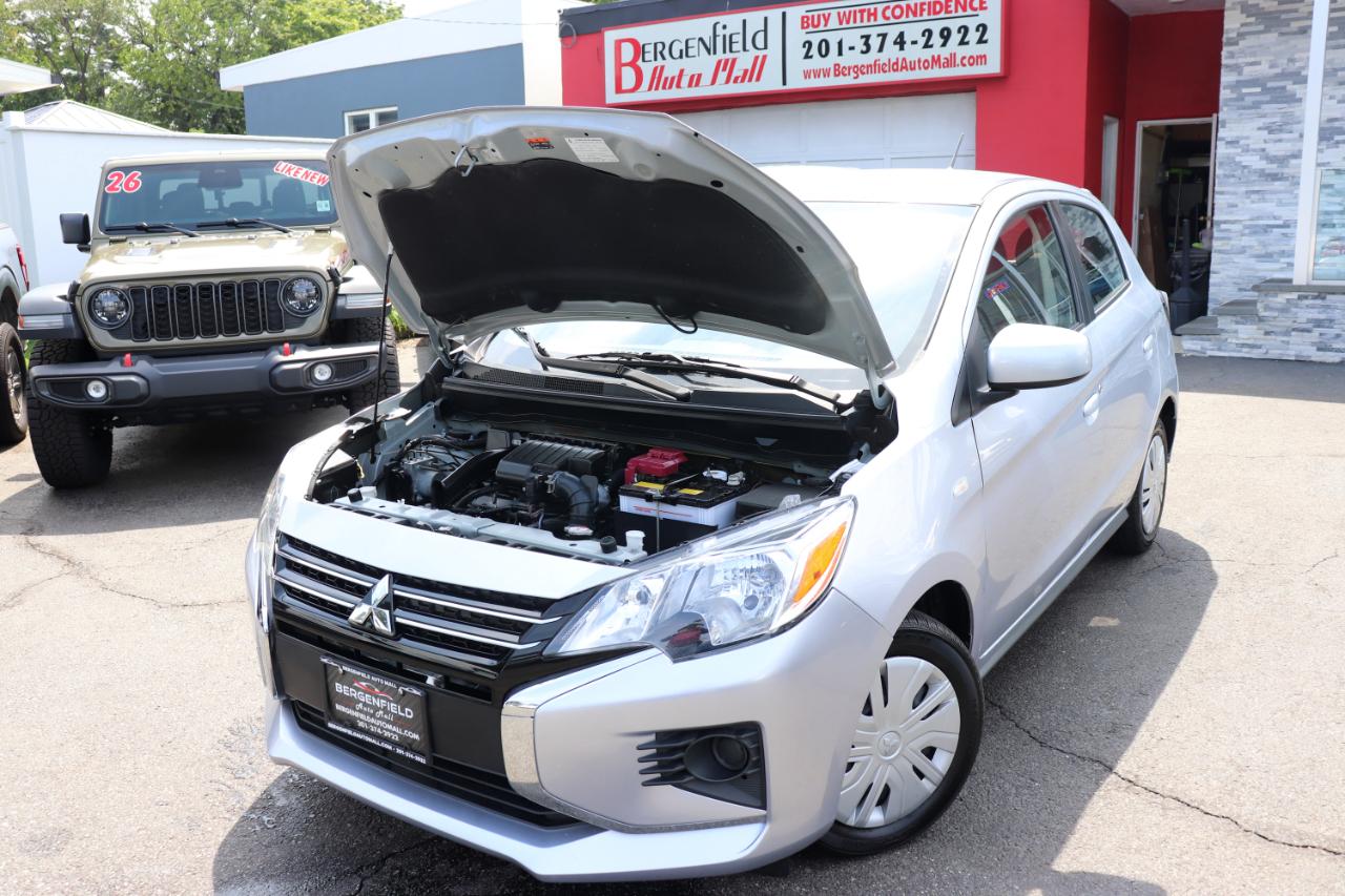 Mitsubishi Mirage ES CVT 2024