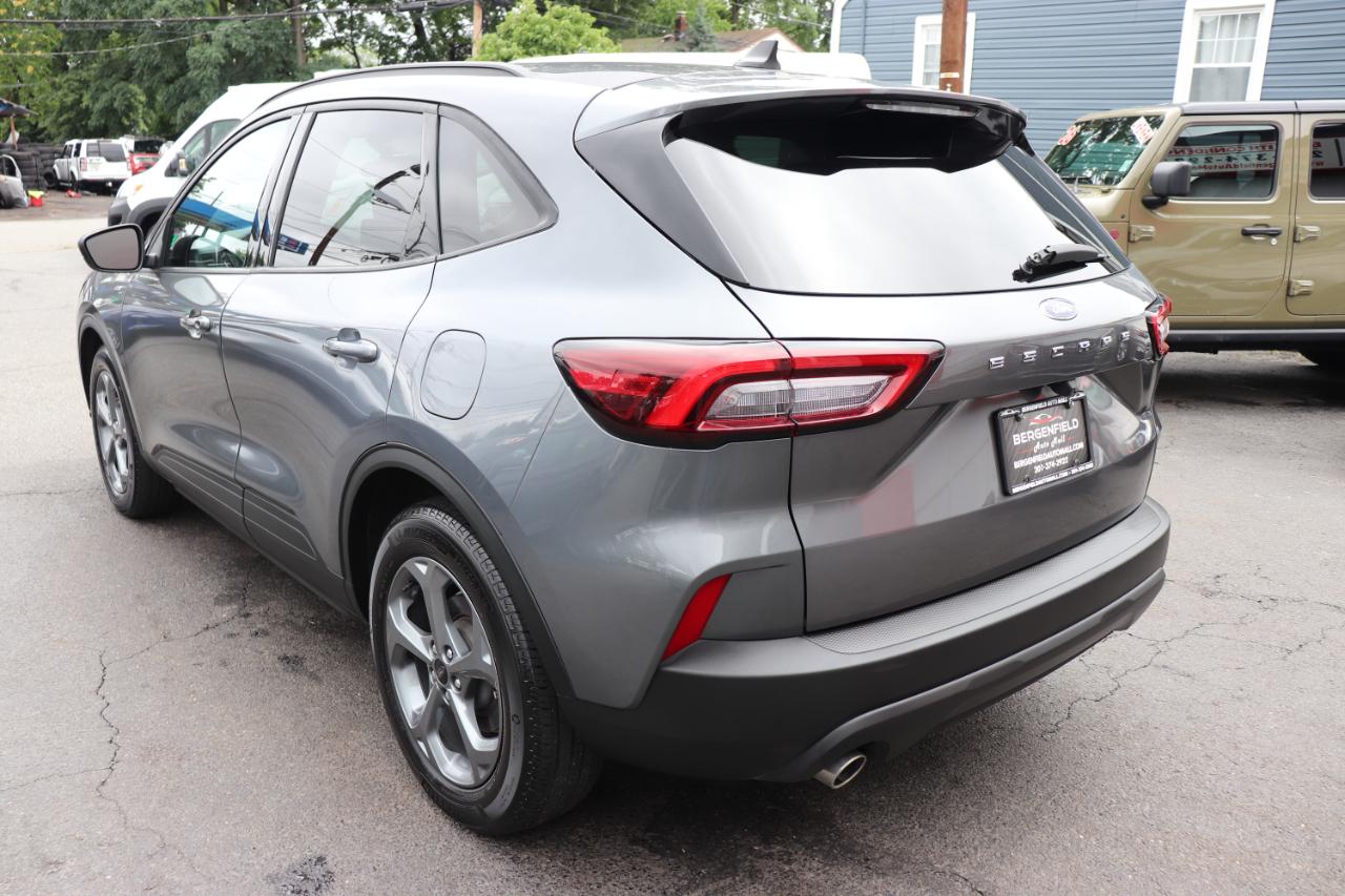 Ford Escape ST-Line FWD 2025