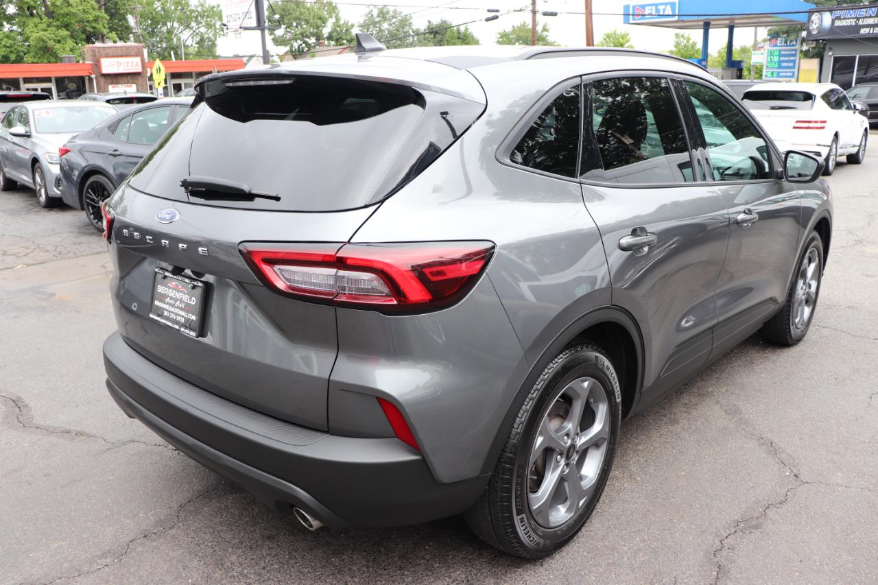 Ford Escape ST-Line FWD 2025
