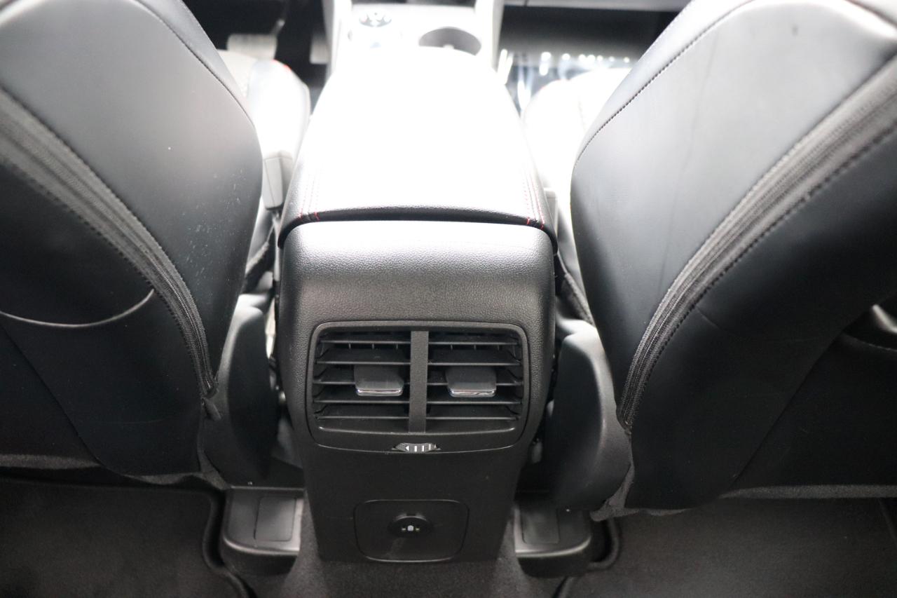 Ford Escape ST-Line FWD 2025
