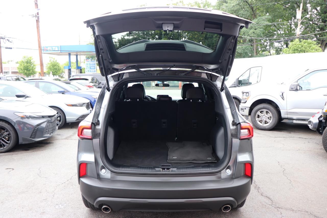 Ford Escape ST-Line FWD 2025